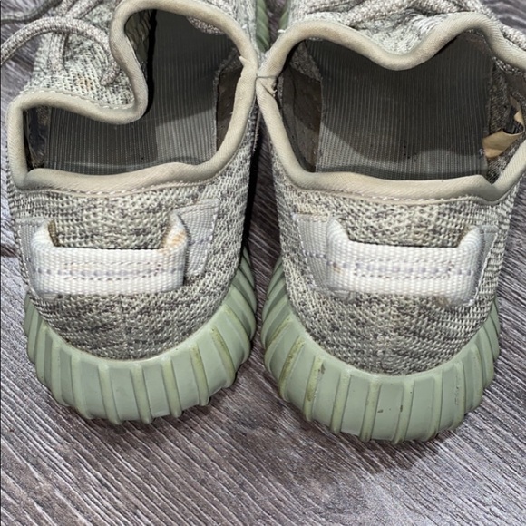 Yeezy boost 350 moonrock size 5 - Picture 2 of 8
